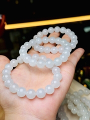 Chuỗi Phỉ Thuý Trắng 10li – Vẻ Đẹp Thuần Khiết & Tinh Tế