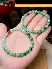 Chuỗi Đơn Phỉ Thuý Hoa Bay Xanh Táo 7li – Vẻ Đẹp Thanh Nhã & May Mắn