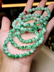 Chuỗi Đơn Phỉ Thuý Hoa Bay Xanh Táo 7li – Vẻ Đẹp Thanh Nhã & May Mắn