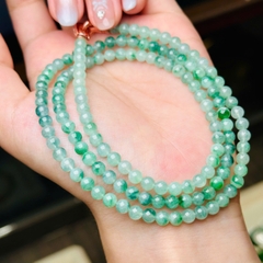 Chuỗi Phỉ Thuý Băng Phiêu Hoa Lục – Vẻ Đẹp Sang Trọng & Huyền Bí