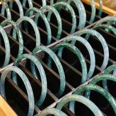 Khối Lam Ngọc Bản Đũa – Vẻ Đẹp Sang Trọng & Huyền Bí