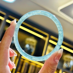 Khối Lam Ngọc Bản Đũa – Vẻ Đẹp Sang Trọng & Huyền Bí