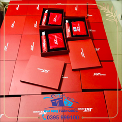 Bộ quà tặng áo mưa và ô dù J&T