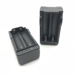 Hộp sạc Pin 18650 2 Viên