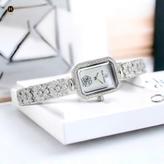 Đồng Hồ Nữ Royal Quartz 2032 Dây Thép Trắng Mặt Trắng Viền Đá