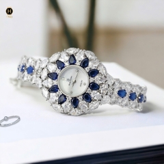 Đồng Hồ Nữ Royal Crown Quartz 2035 Thép Trắng Đá Xanh