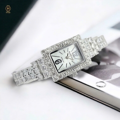 Đồng Hồ Nữ Royal Crown Quartz 3585 Thép Trắng