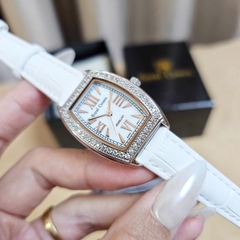Đồng Hồ Nữ Royal Crown Quartz 3635 Dây Da Trắng Mặt Trắng Viền Đá