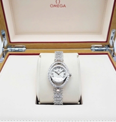 Đồng Hồ Nữ Royal Crowm Quartz 4610 Dây Sắt Đính Đá
