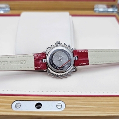 Đồng Hồ Nữ Royal Quartz 4652 Dây Da Vỏ Trắng Mặt Xanh Viền Đá