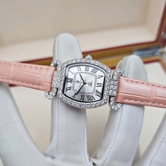 Đồng Hồ Nữ Royal Quartz 4670 Da Hồng Mặt Trắng