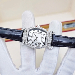 Đồng Hồ Nữ Royal Quartz 4670 Da Đen Mặt Trắng
