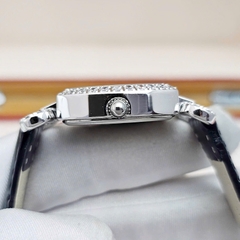 Đồng Hồ Nữ Royal Quartz 4670 Da Đen Mặt Trắng