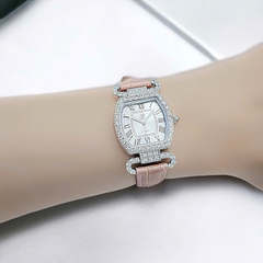 Đồng Hồ Nữ Royal Quartz 4670 Da Hồng Mặt Trắng