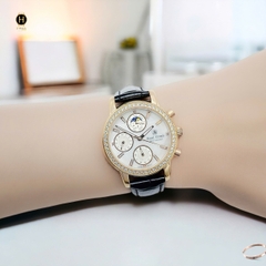 Đồng Hồ Nữ Royal Quartz 6420 Dây Da Đen Mặt Trắng Viền Đá
