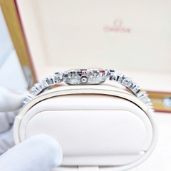Đồng Hồ Nữ Royal Crown Quartz 8396 Thép Trắng Đá Màu