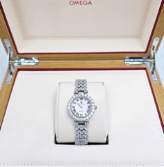 Đồng Hồ Nữ Royal Crown Quartz 9256 Thép Trắng