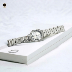 Đồng Hồ Nữ Scottie Quartz 9549 Thép Trắng Mặt Trắng
