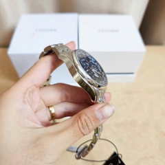 Đồng Hồ Nam Citizen Quartz Eco-Drive Radio Controlled AT9031-52L