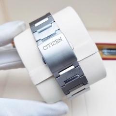 Đồng Hồ Nam Citizen Quartz Eco-Drive Super Titanium AW0130-85M