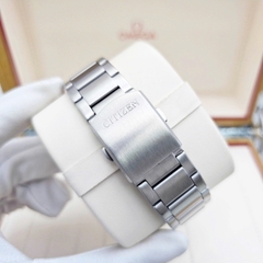 Đồng Hồ Nam Citizen Quartz Eco-Drive AW1760-81X