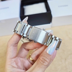Đồng Hồ Nam Citizen Quartz Eco-Drive AW1760-81Z