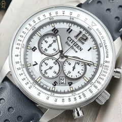 Đồng Hồ Nam Citizen Quartz Eco-Drive Choronograp Base 30 Pulsations CA4500-24H