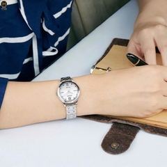 Đồng Hồ Nữ Citizen Quartz Eco-Drive EM0500-73A