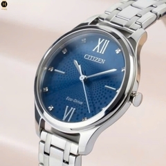 Đồng Hồ Nữ Citizen Quartz Eco-Drive EM0500-73L