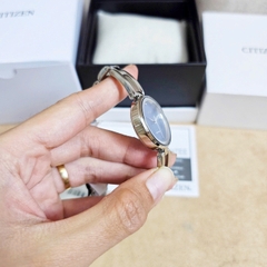 Đồng Hồ Nữ Citizen Quartz Eco-Drive EM0801-85N