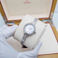 Đồng Hồ Nữ Citizen Quartz Eco-Drive EM0860-51D