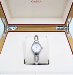 Đồng Hồ Nữ Citizen Quartz EZ7011-88A