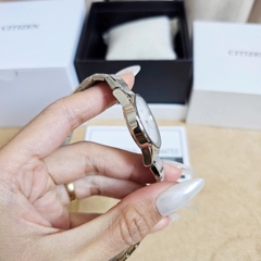 Đồng Hồ Nữ Citizen Quartz Eco-Drive GA1050-51A
