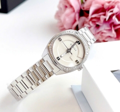 Đồng Hồ Nữ Gucci Quartz Diamond GG2570