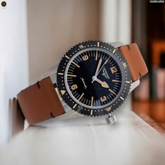 Đồng Hồ Nam Longines Automatic Diver L2.822.4.56.2 Heritage Dây Da Nâu Mặt Đen.