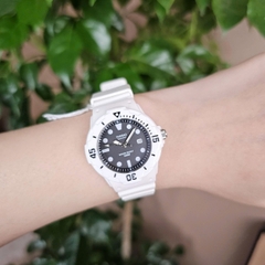 Đồng hồ Nữ Casio Quartz LRW-200H-1EVDF 