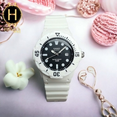 Đồng Hồ Nữ Casio Quartz LRW-200H-1EVDF Dây Nhựa Vỏ Trắng Mặt Đen
