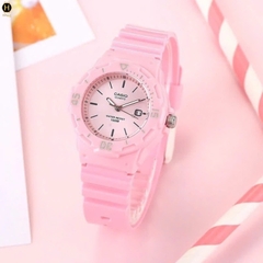 Đồng Hồ Nữ Casio Quartz LRW-200H-4E4VDF