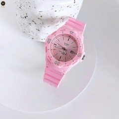Đồng Hồ Nữ Casio Quartz LRW-200H-4E4VDF