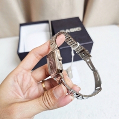 Đồng Hồ Nữ Casio Quartz LTP-E168D-1BDF Thép Trắng Mặt Đen