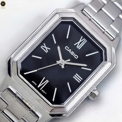 Đồng Hồ Nữ Casio Quartz LTP-E168D-1BDF Thép Trắng Mặt Đen