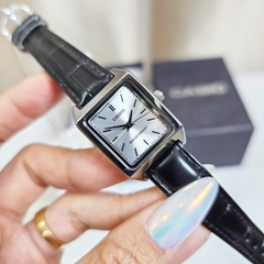 Đồng Hồ Nữ Casio Quartz LTP-V007L-7E1UDF