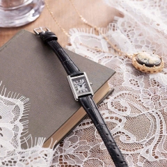 Đồng Hồ Nữ Citizen Quartz Eco-Drive EG2790-12A