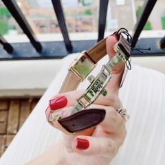 Đồng Hồ Nữ Citizen Quartz Eco-Drive EW5593-13X