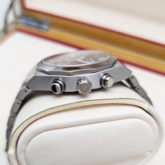 Đồng Hồ Nam Citizen Quartz Eco-Drive Sport Chronograph Super Titanium CA4691-59L