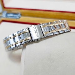 Đồng Hồ Nữ Citizen Quartz Eco-Drive EM0506-77A