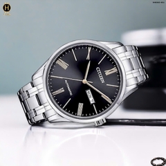 Đồng Hồ Nam Automatic NH8360-80J Dây Sắt Vỏ Trắng Mặt Đen Classic