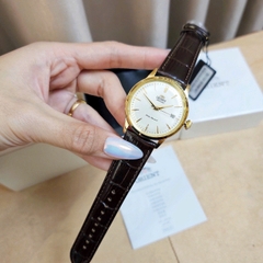 Đồng Hồ Nam Orient Automatic Contemporary Classic Bambino RA-AC0M01S30B ( RA-AC0M01S10B ) ( RA-AC0M01S ) Dây Da Nâu Thép Vàng Mặt Trắng
