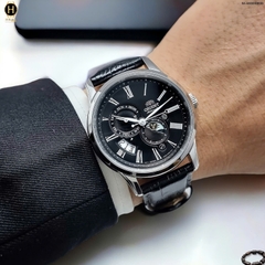 Đồng Hồ Nam Orient Automatic Sun And Moon Gen 3 Black RA-AK0010B10B ( RA-AK0010B00C ) ( RA-AK0010B ) ( RA-AK0010B30B )