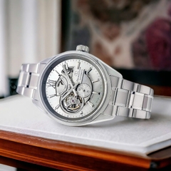 Đồng Hồ Nam Orient Star Automatic White JOKER SKELETON 2024 RK-AV0125S00B ( RK-AV0125S )